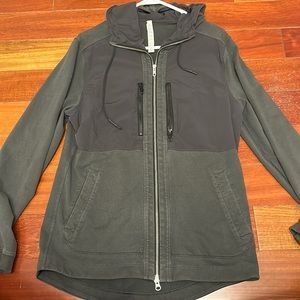 Lululemon sweatshirt